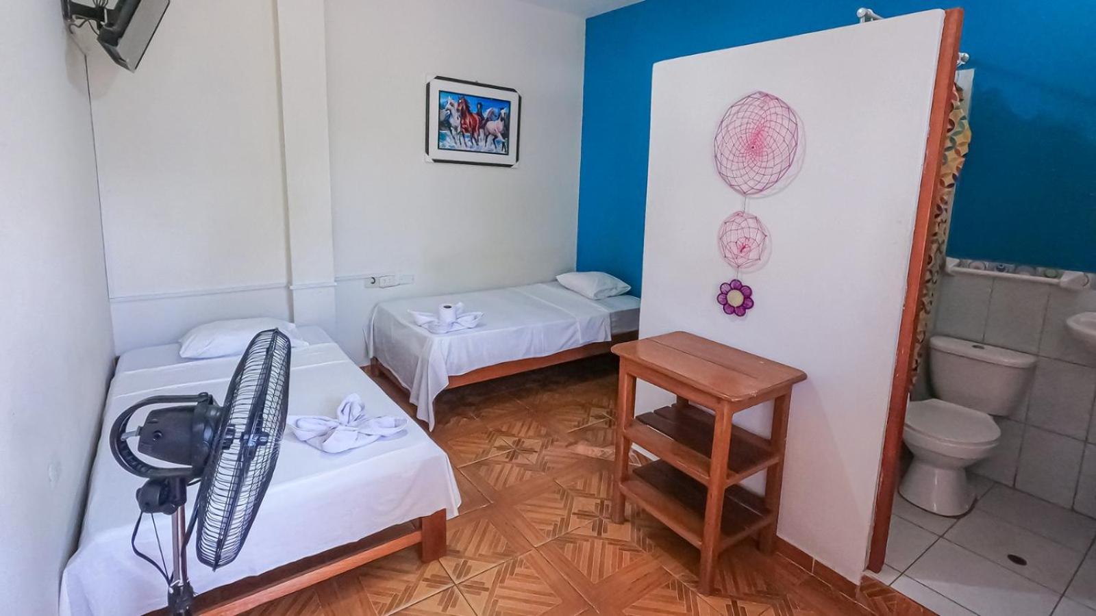 מלון טראפוטו Shoffi'S House Backpackers מראה חיצוני תמונה